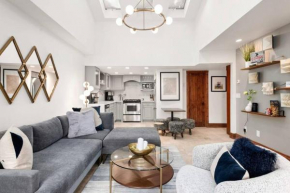 NEW Stunning SKI IN Ajax Condo, WALK Everywhere!